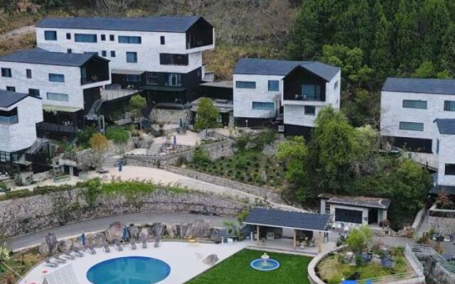 Xianhe Mountain Guesthouse