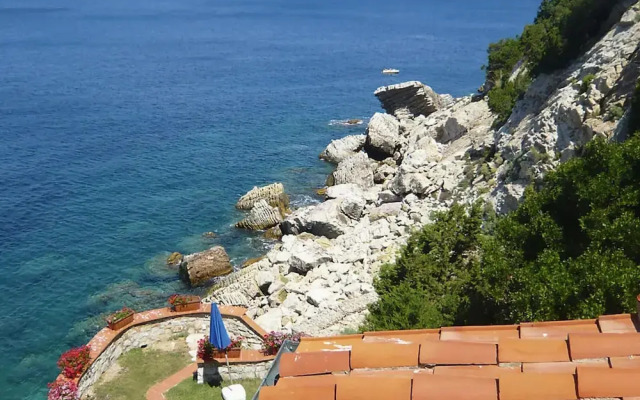 Apartment in Rio Nell Elba for 2 Person