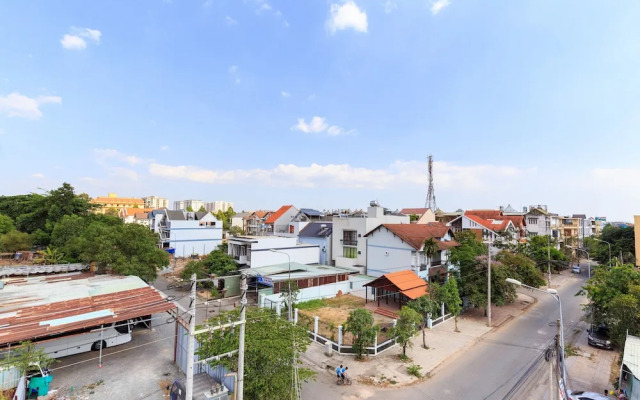 OYO 991 Duy Anh Hotel