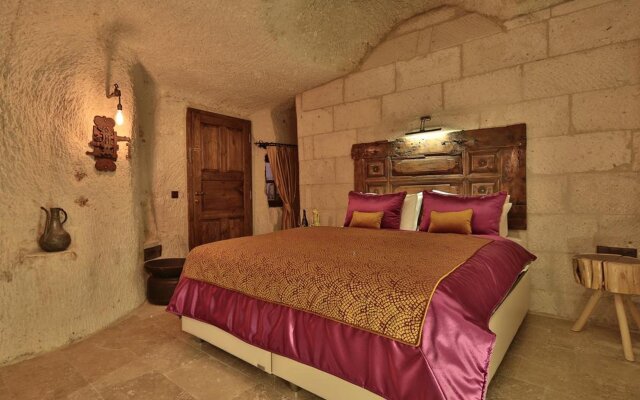 The Owl Cave Hotel