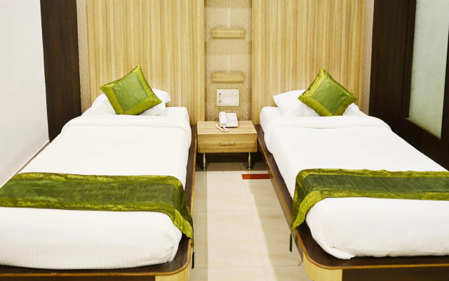 Hotel Apollo by Treebo