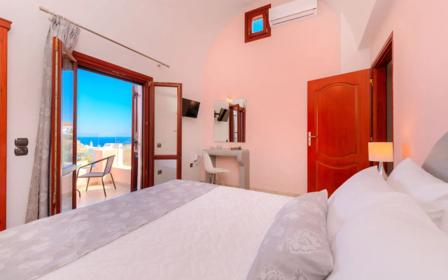 Akrotiri Apartments
