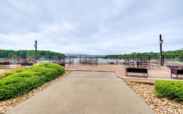 Resort Condo on Smith Mountain Lake w/ Balcony!