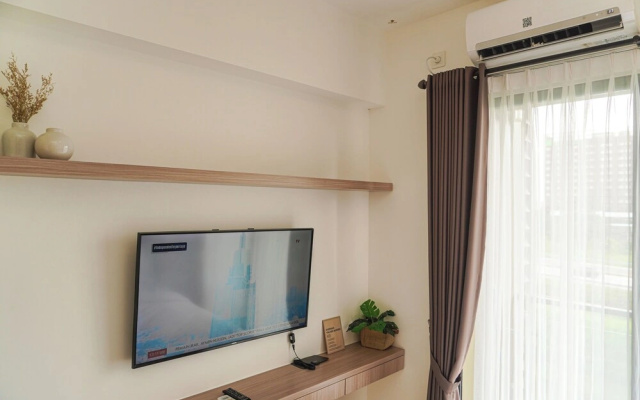 Cozy And Well Furnished Studio Sky House Bsd Apartment