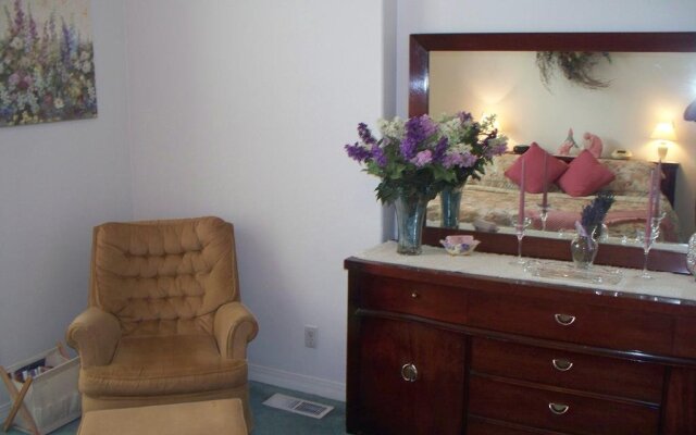 River Cove Elegant Waterfront Bed & Breakfast