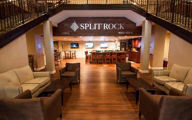 The Galleria at Split Rock, Lake Harmony
