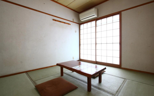 Minshuku Takesugi – Guest Rooms – Yakushima