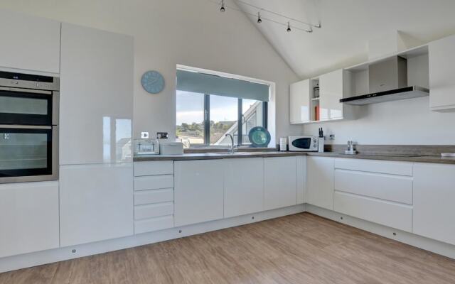 Modern Holiday Home in Westward Ho Near the Sea