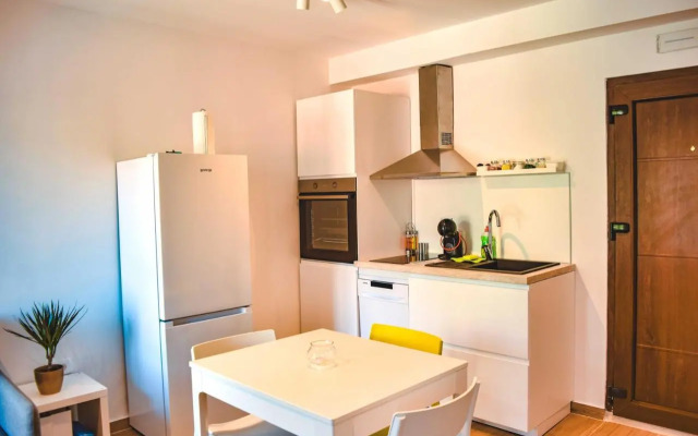 Studio Apartments Anija