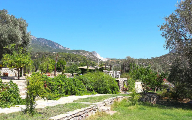 Zephyros Hotel