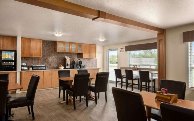 SureStay Plus Hotel by Best Western Drumheller