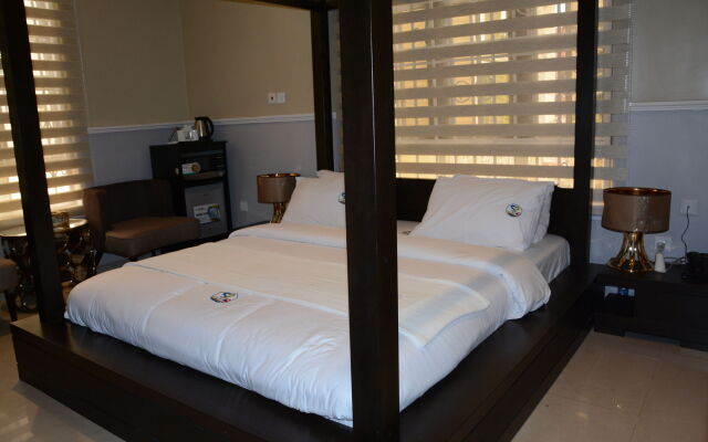 Springs Resorts Sparadise Suites