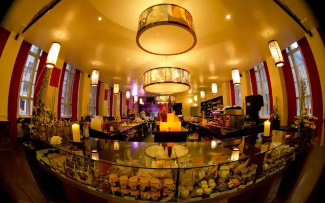PLUS BERLIN Hotel & Hostel