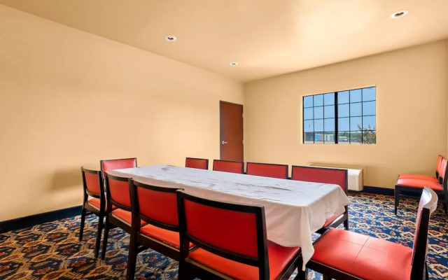 Quality Inn & Suites McAlester on Hwy 69