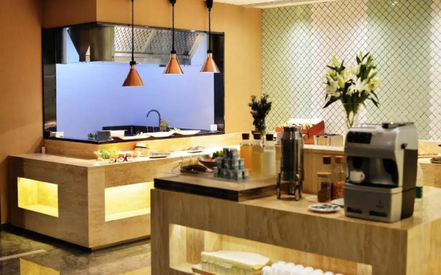 Jinjiang Metropolo Qingdao University Hotel