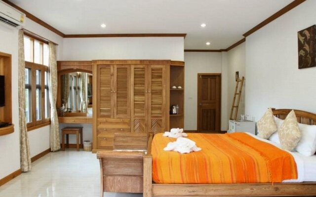Small Hotel