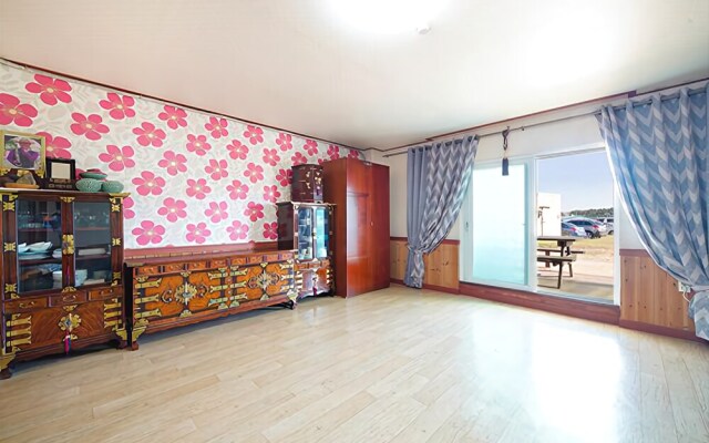 Taean Firenze Pension