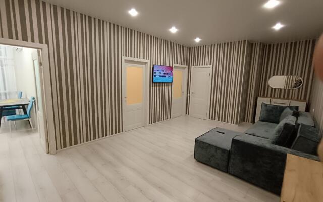 Апартаменты на улице Олега Анофриева 1 к9