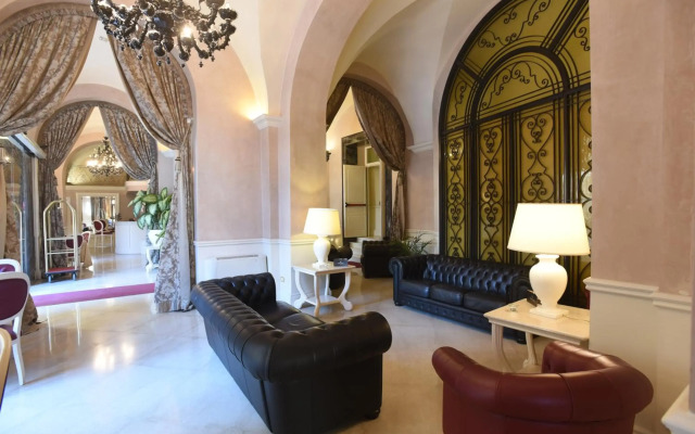 Suite Hotel Santa Chiara