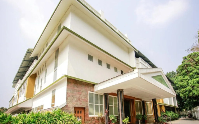 Alankar Elite Inns By OYO Rooms