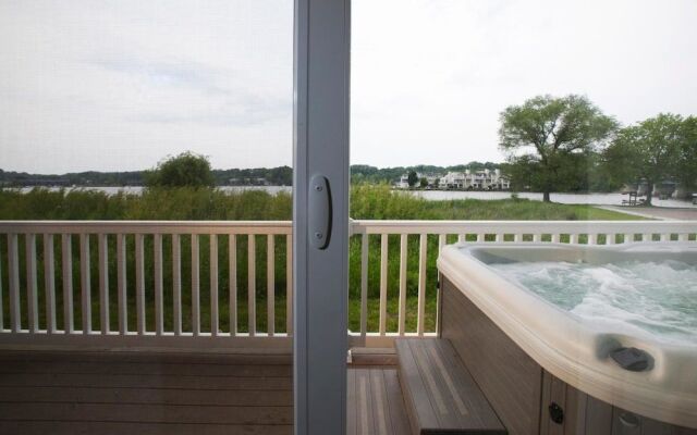 Swing Bridge Condo - Unit 10