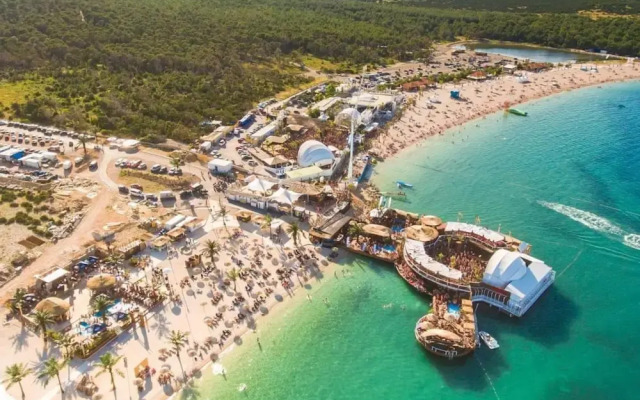 Apartments Sunset Novalja