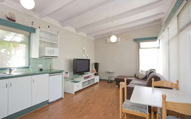 Anglesea River Apartments