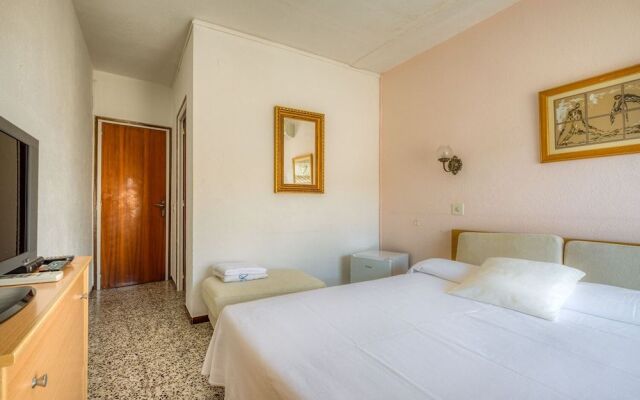 Hostal El Roser