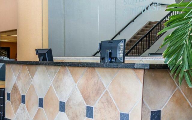 Sunchase Inn & Suites