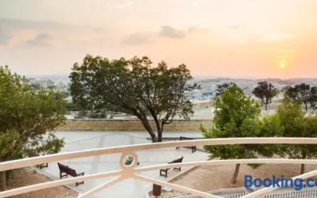 Valletta Hastings Studio Apartment