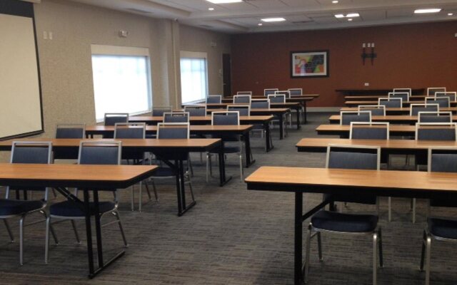 Holiday Inn Express & Suites Toledo South - Perrysburg by IHG