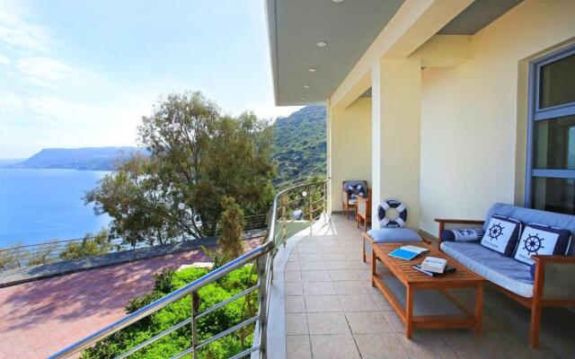 Seafront, 5star Home - 4min Walk To Private Beach