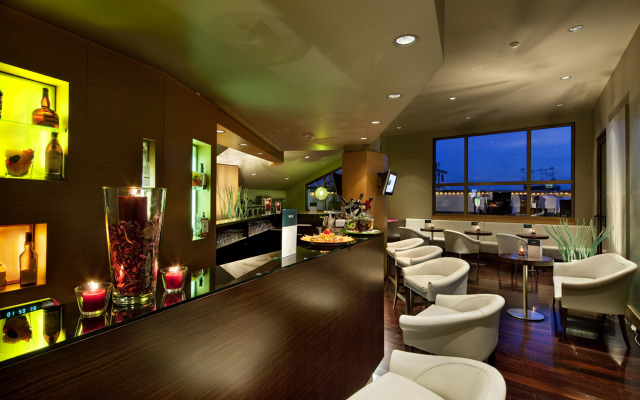 UNA HOTELS Napoli