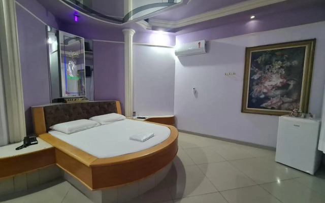 Euro Motel
