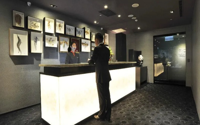 Alice Home - Xinyi
