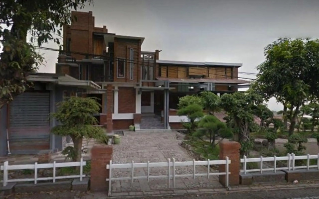 Villa Mediana