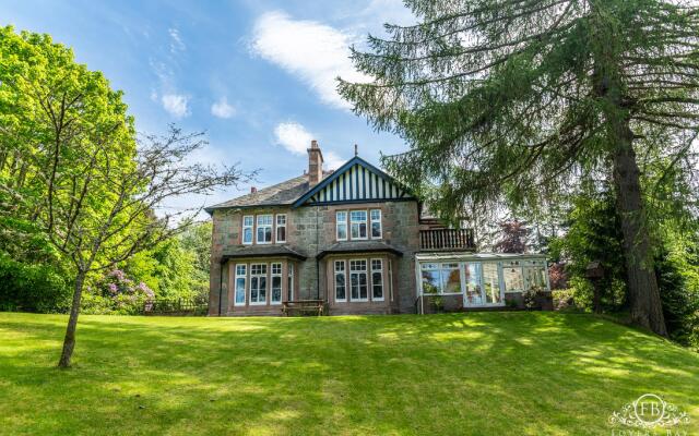 Foyers Bay Country House