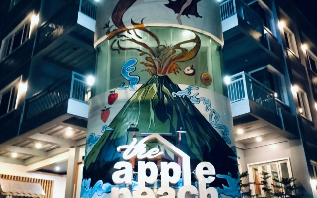 The ApplePeach House