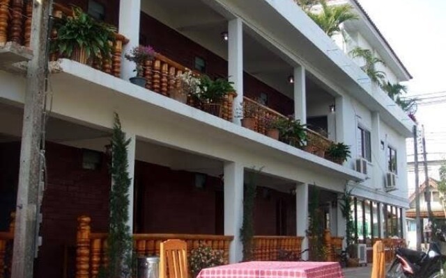 Portside Hotel