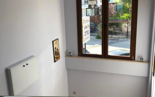 Cunda Limon Otel