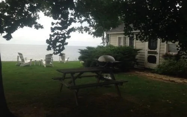Cottage the Lake Beamsville