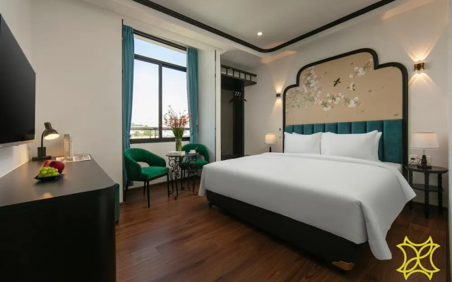 Hanoi Grandeur Hotel – Guest Rooms – Hanoi