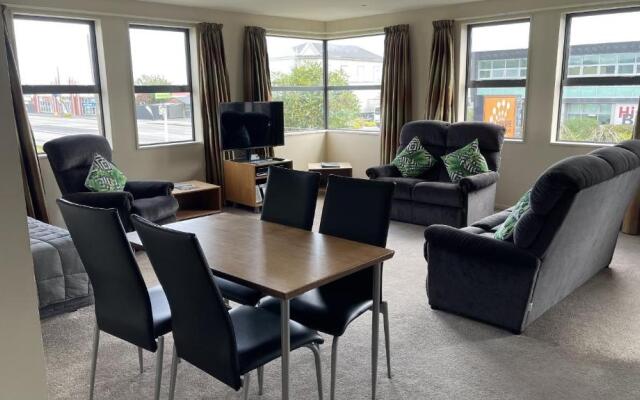 Coleraine Suites & Apartments