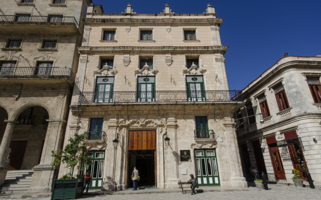 Palacio Del Marques De San Felipe Y Santiago