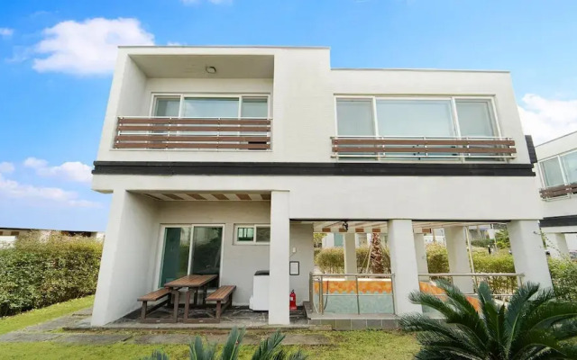 Jeju Private Aewol