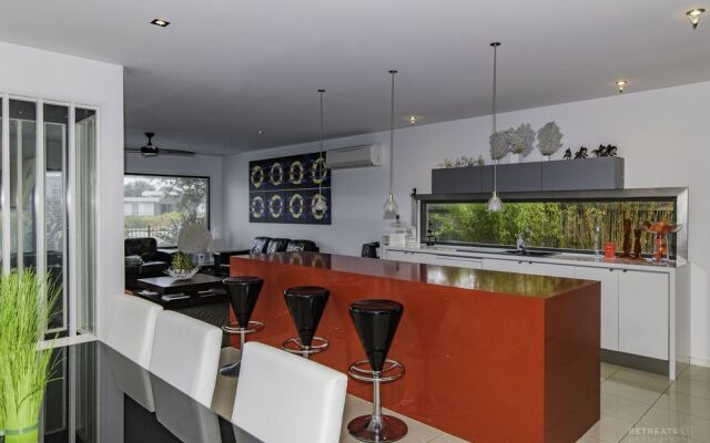 Lakeview 4 Bedroom House