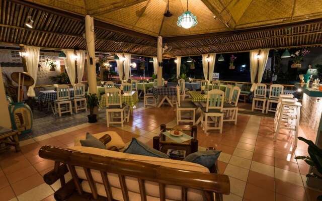 Rice Restaurant & Rooms