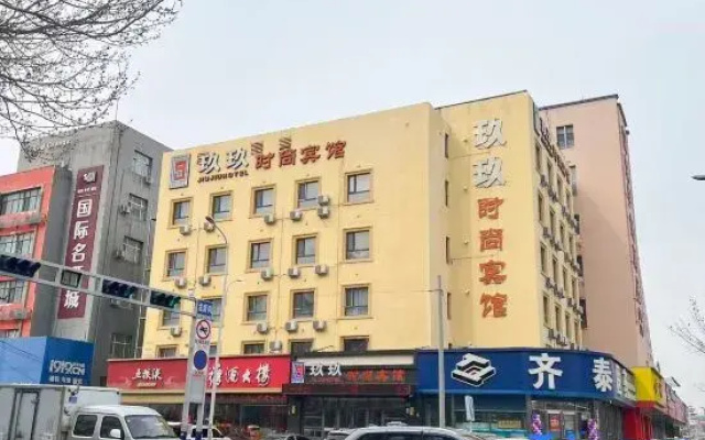 Jiujiu Fashion Hotel (RT mart, Longnan street, Qiqihar)