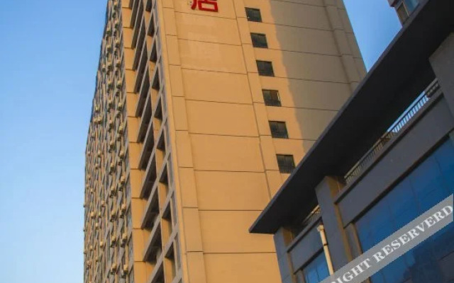 Sinolook Pillow Chain Hotel (Weifang Xuanwu Street)