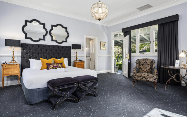 The Convent Hunter Valley Hotel – Guest Rooms – Pokolbin